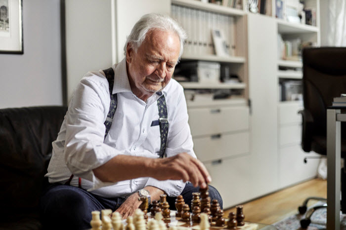 Alzheimer : jouer pour se soigner avec les serious games