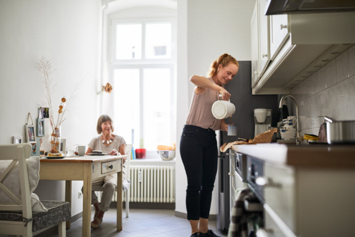 Aidants : ce que les aides à domicile peuvent faire ou ne pas faire